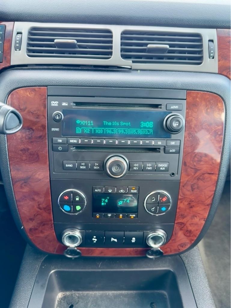 Chevrolet Suburban LTZ 1500 4WD 2013