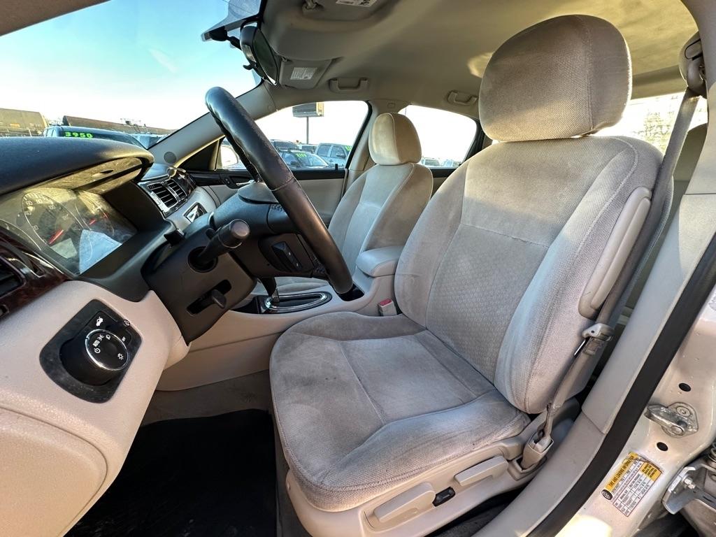 Chevrolet Impala LT (Fleet) 2012