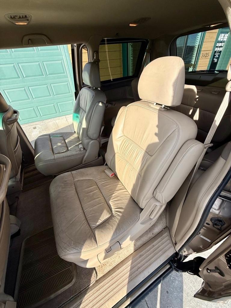 Honda Odyssey EX w/ Leather 2004