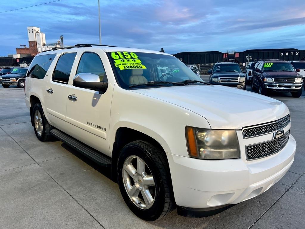Chevrolet Suburban LS 1500 4WD 2007