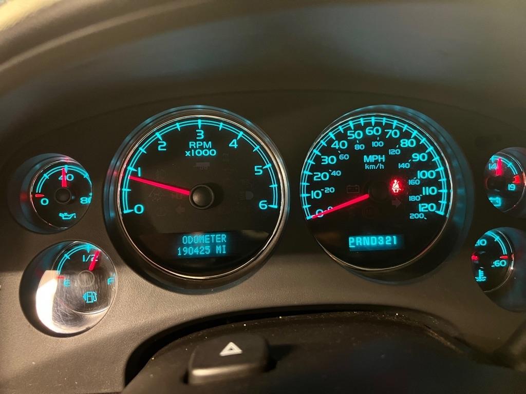 Chevrolet Suburban LS 1500 4WD 2007