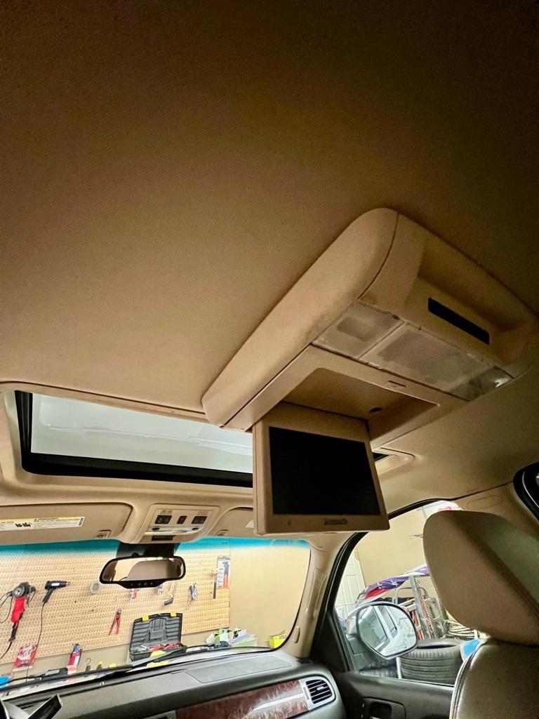 Chevrolet Suburban LS 1500 4WD 2007