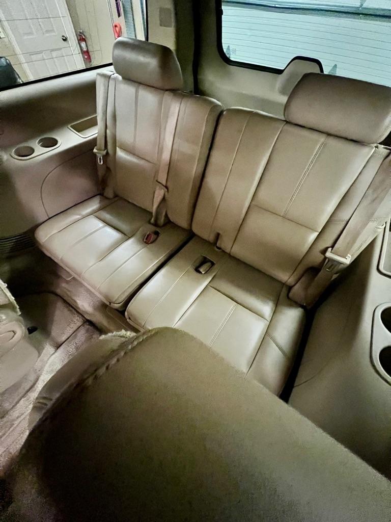 Chevrolet Suburban LS 1500 4WD 2007