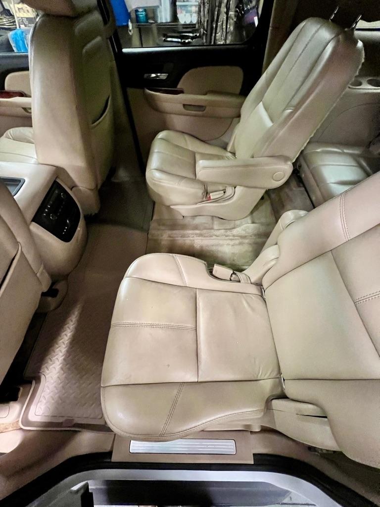 Chevrolet Suburban LS 1500 4WD 2007