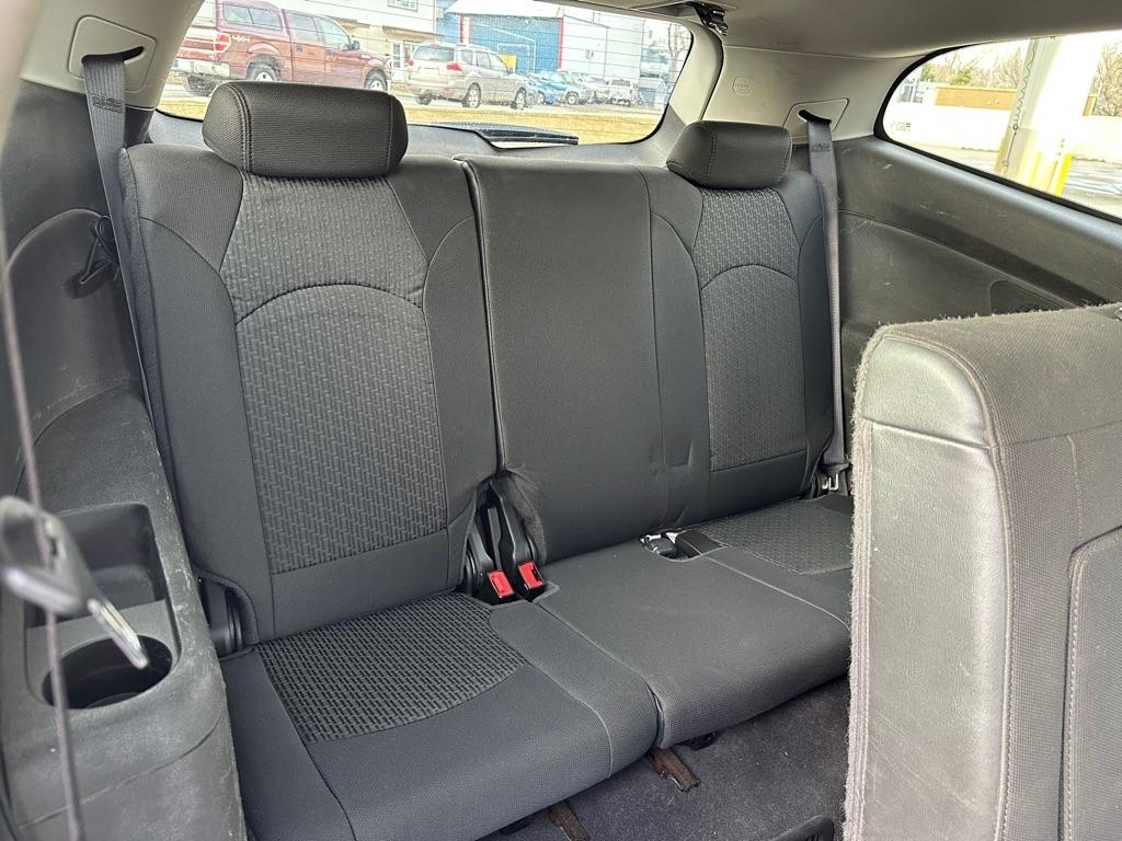 Chevrolet Traverse LT AWD 2012