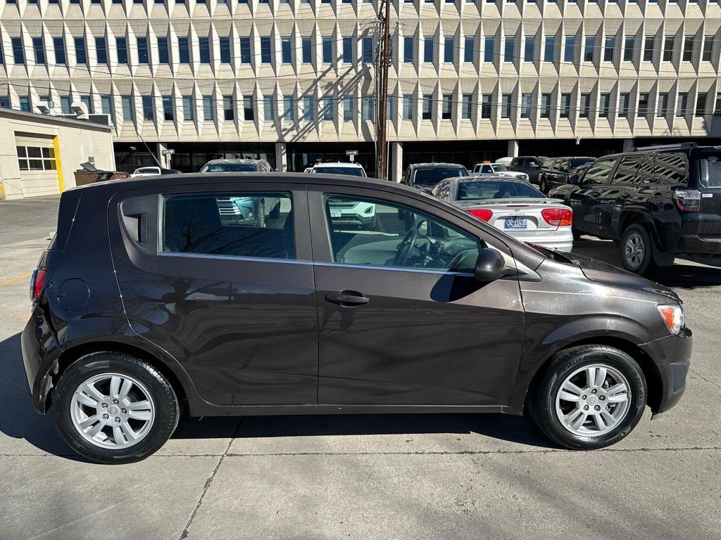 Chevrolet Sonic LT Auto 5-Door 2014