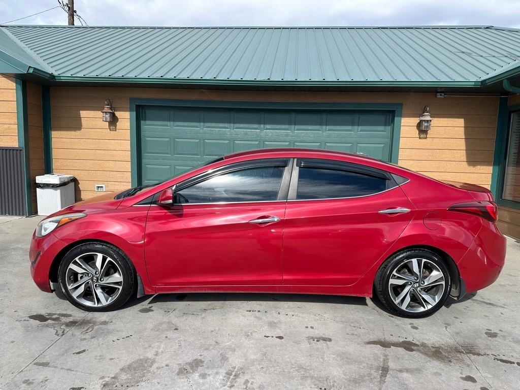 Hyundai Elantra SE 6AT 2015