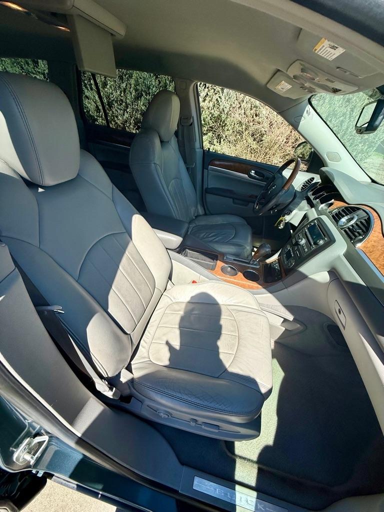 Buick Enclave CXL AWD 2009