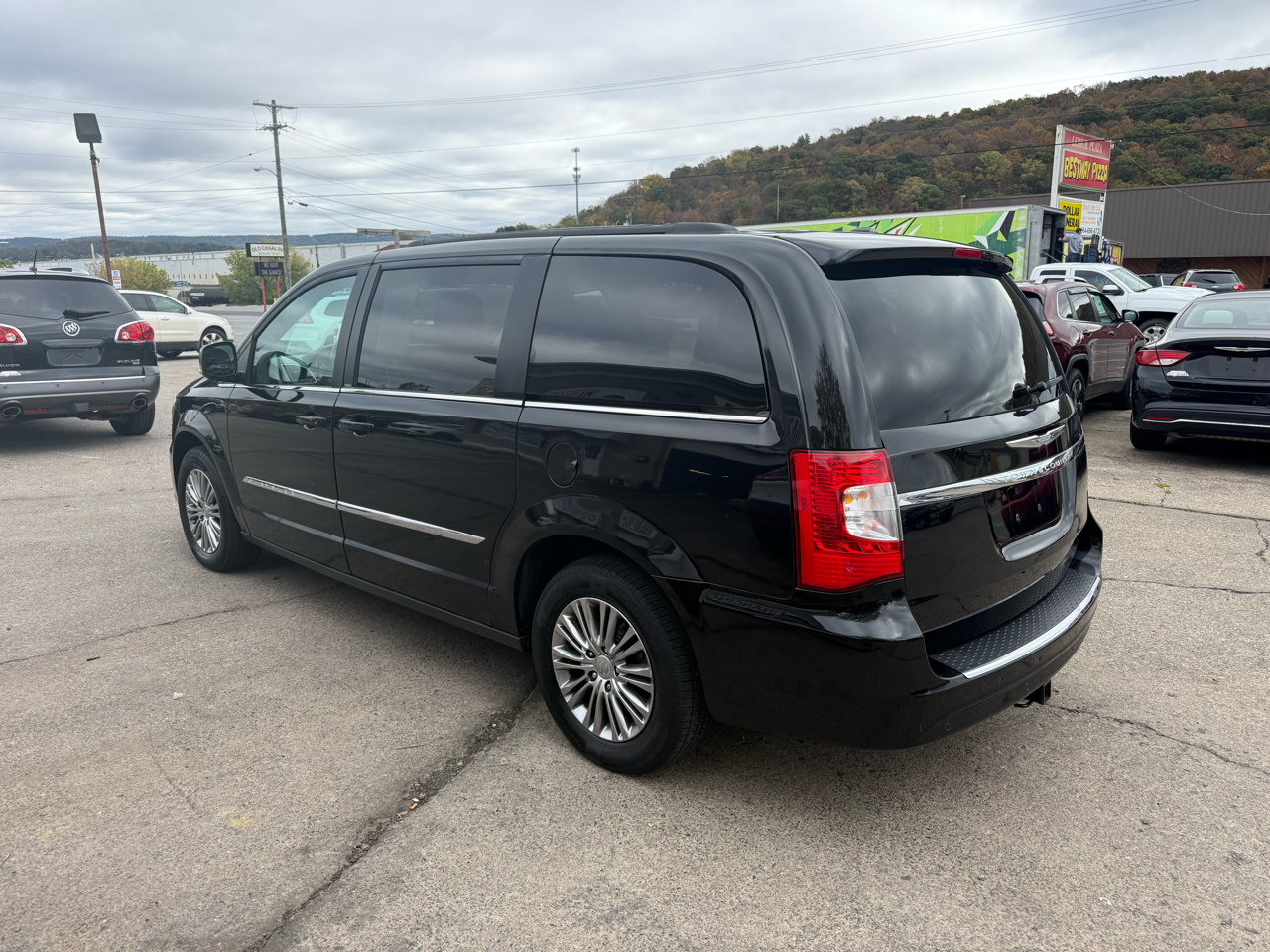 Chrysler Town & Country Touring-L 2014