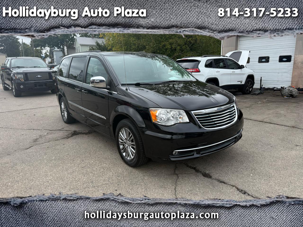 Chrysler Town & Country Touring-L 2014