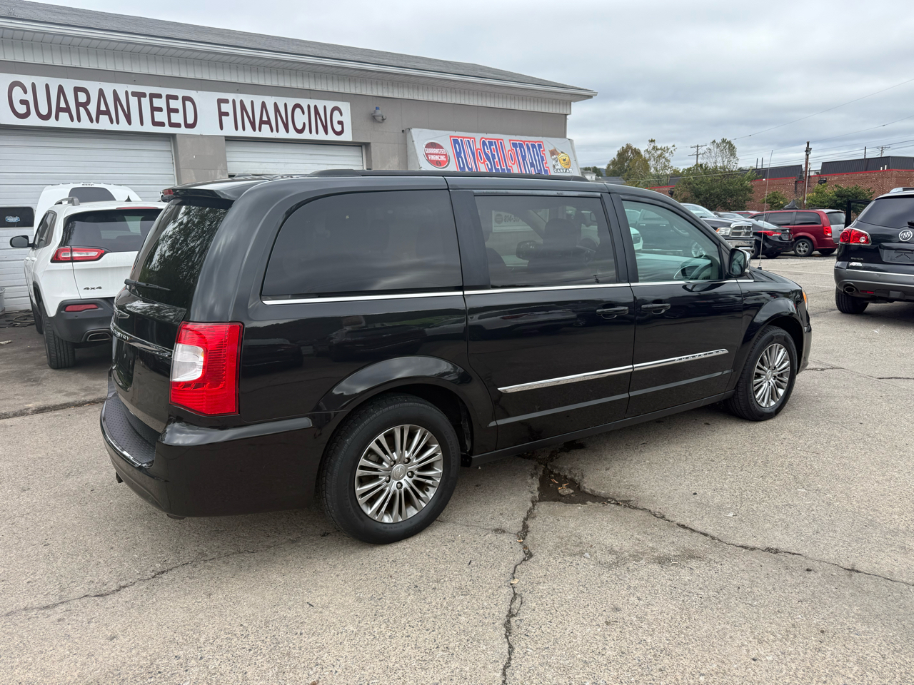 Chrysler Town & Country Touring-L 2014