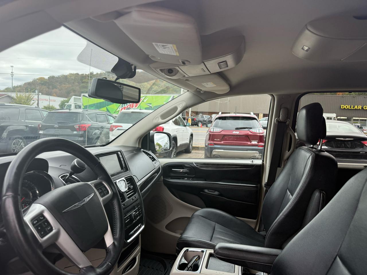 Chrysler Town & Country Touring-L 2014
