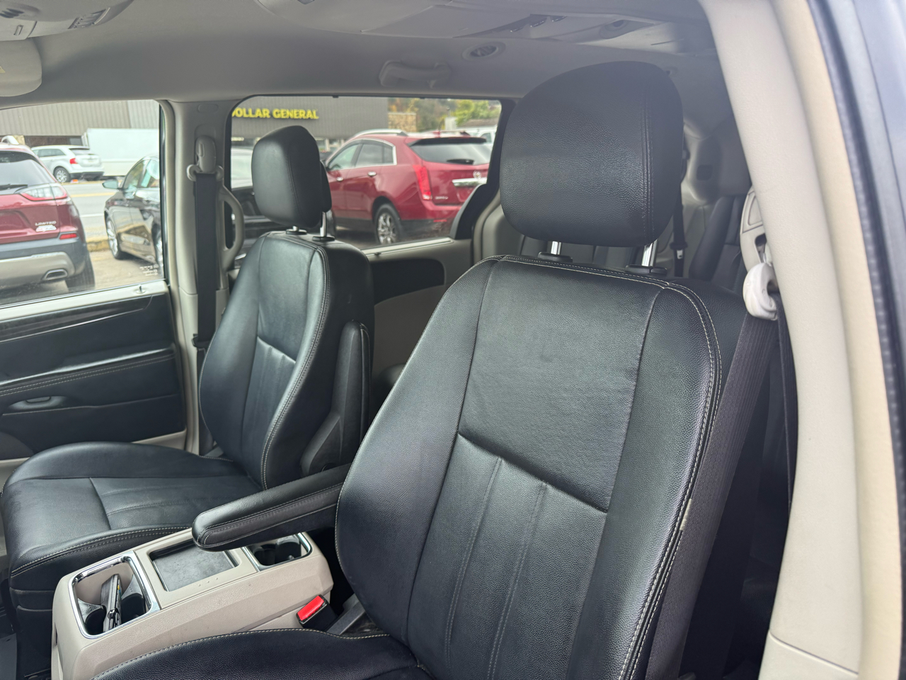 Chrysler Town & Country Touring-L 2014