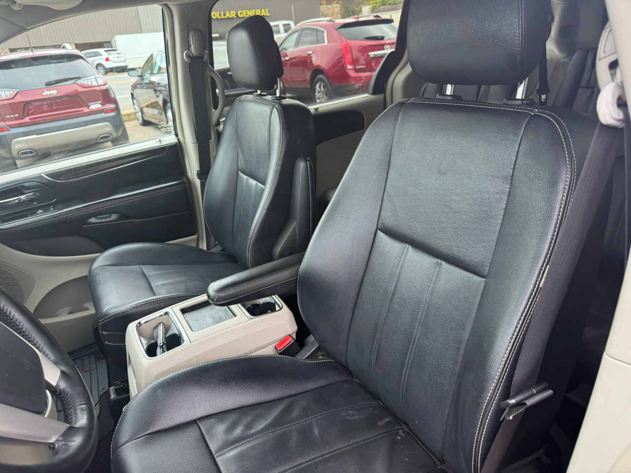 Chrysler Town & Country Touring-L 2014
