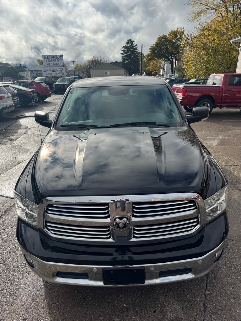 RAM 1500 SLT Quad Cab 4WD 2018