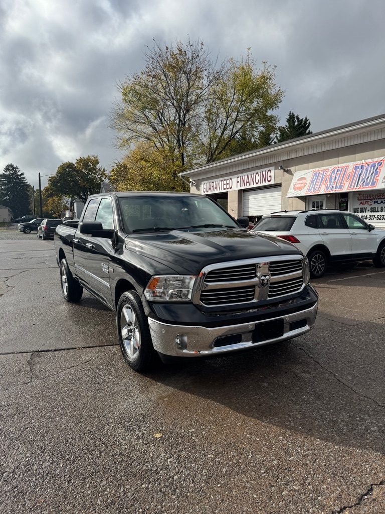 RAM 1500 SLT Quad Cab 4WD 2018