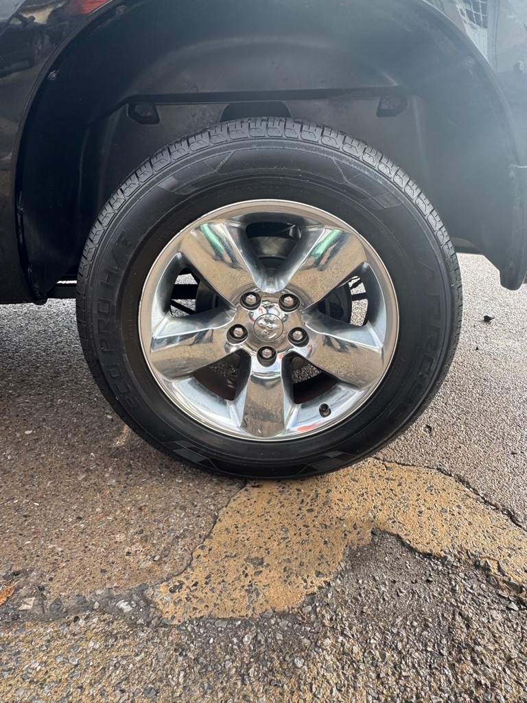 RAM 1500 SLT Quad Cab 4WD 2018