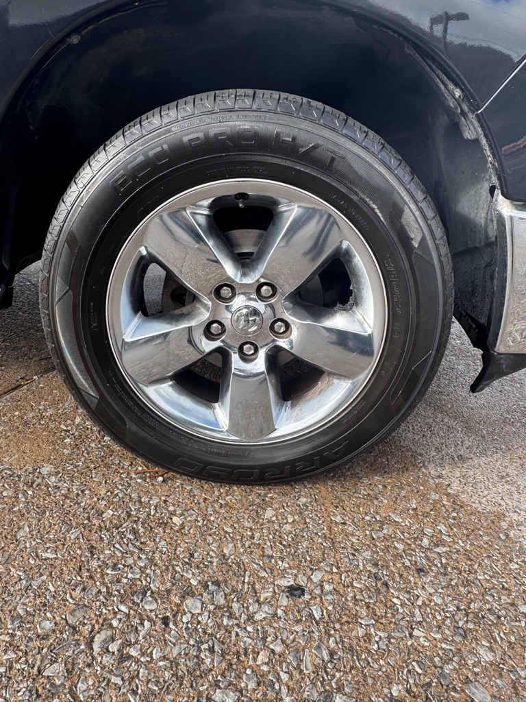 RAM 1500 SLT Quad Cab 4WD 2018