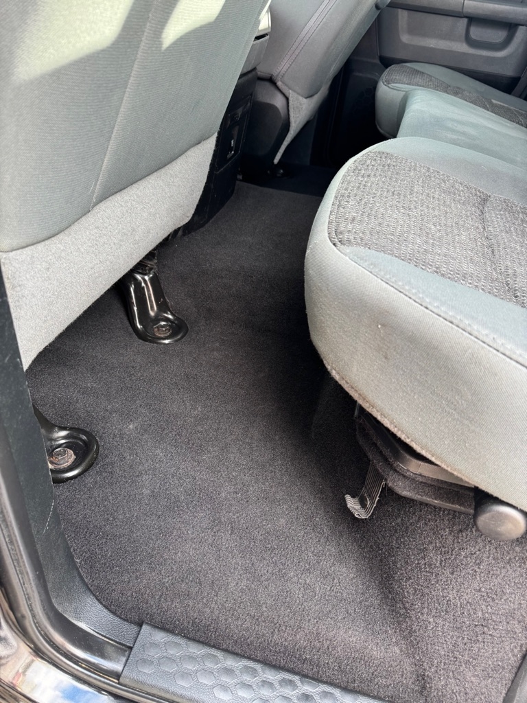 RAM 1500 SLT Quad Cab 4WD 2018