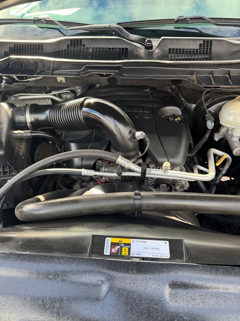 RAM 1500 SLT Quad Cab 4WD 2018