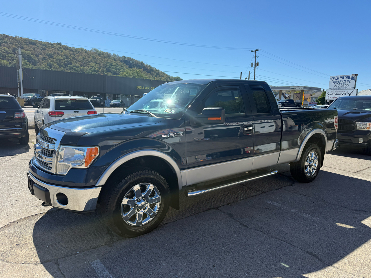 2013 Ford F-150 XLT photo 2