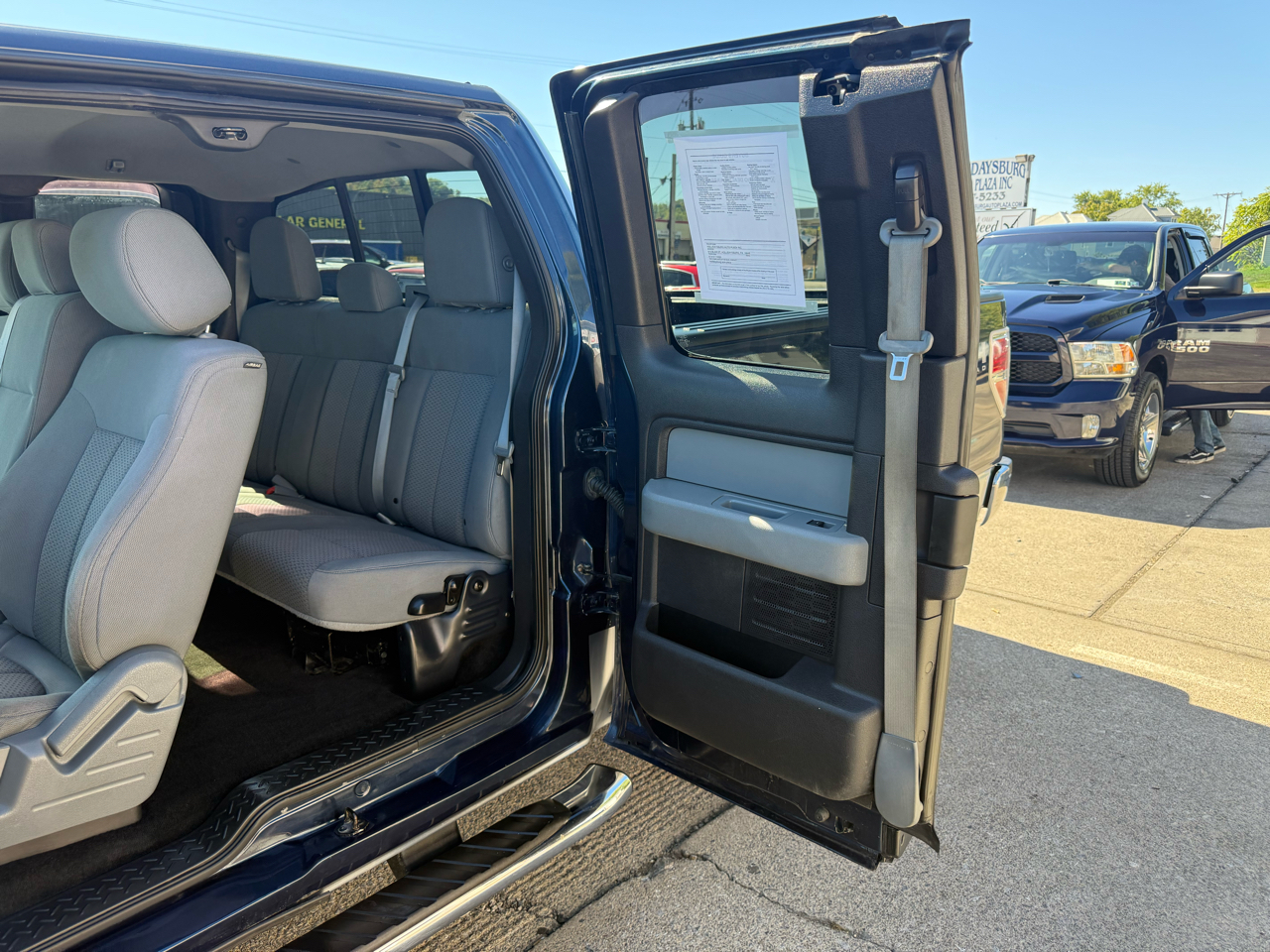 2013 Ford F-150 XLT photo 31