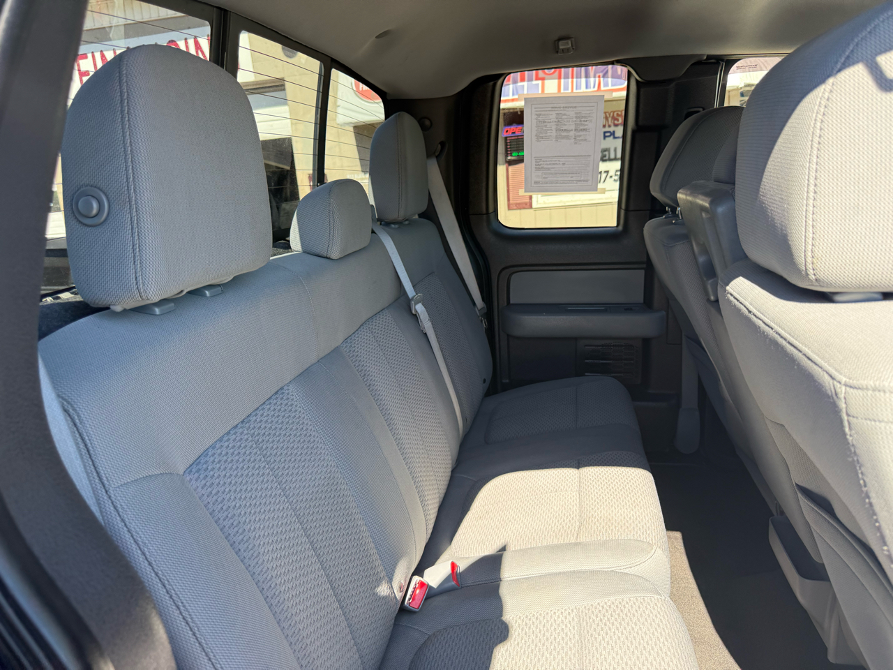 2013 Ford F-150 XLT photo 42