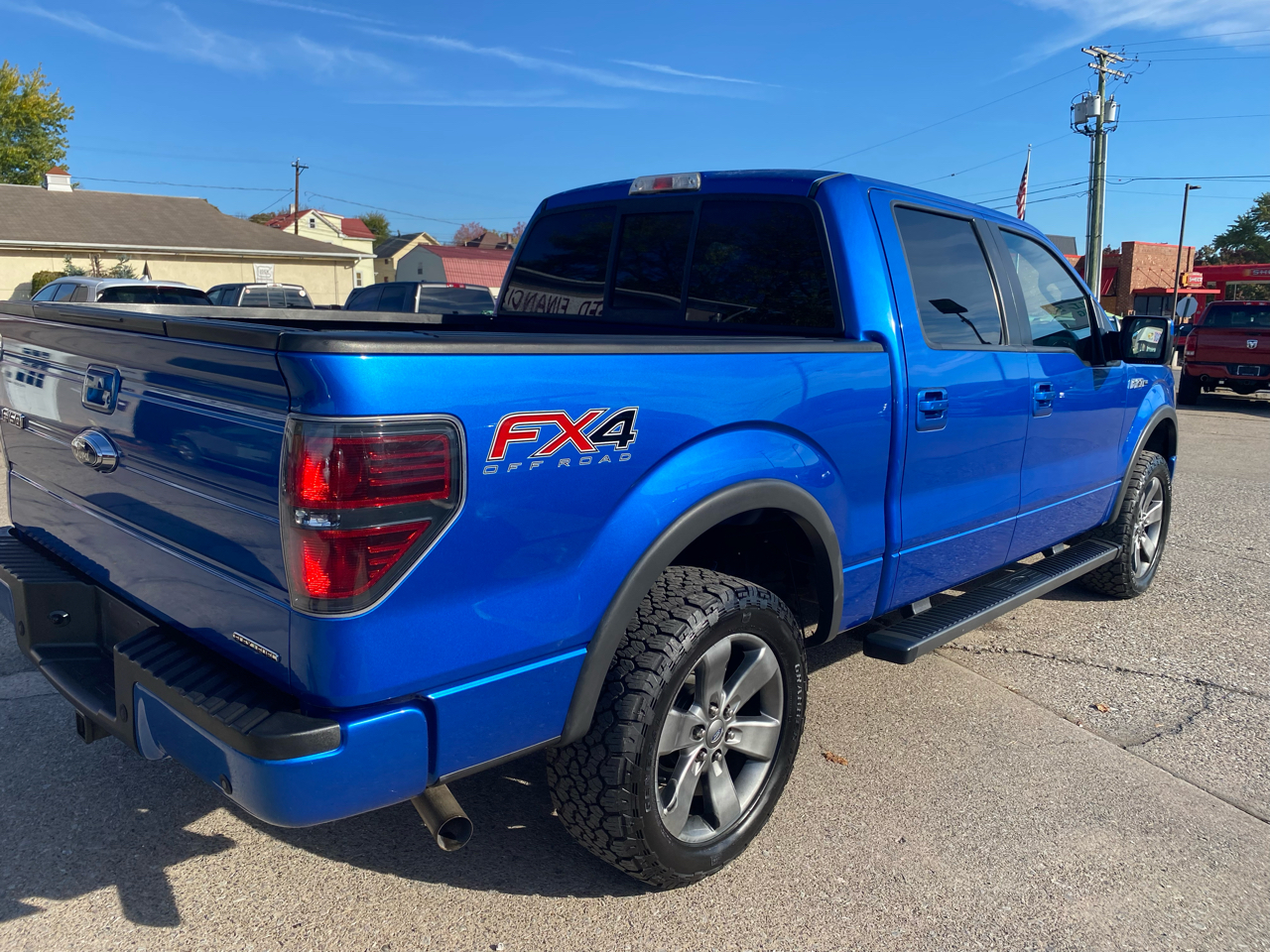 Ford F-150 XL SuperCrew 5.5-ft. Bed 4WD 2013
