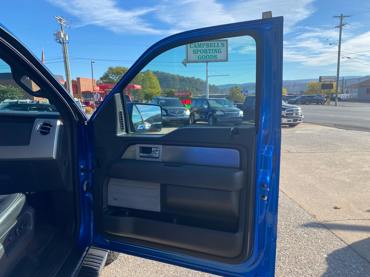 Ford F-150 XL SuperCrew 5.5-ft. Bed 4WD 2013