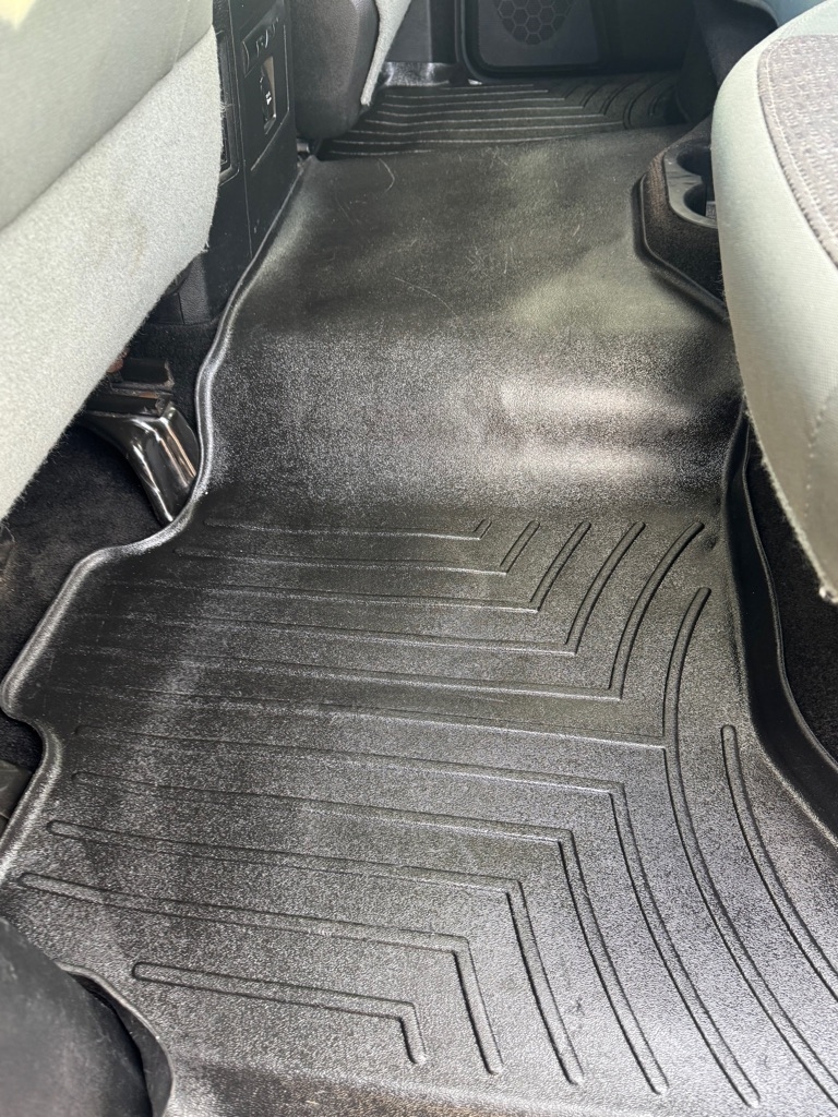 RAM 1500 SLT Crew Cab SWB 4WD 2016