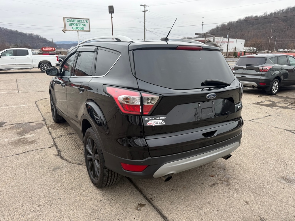 Ford Escape Titanium 4WD 2017