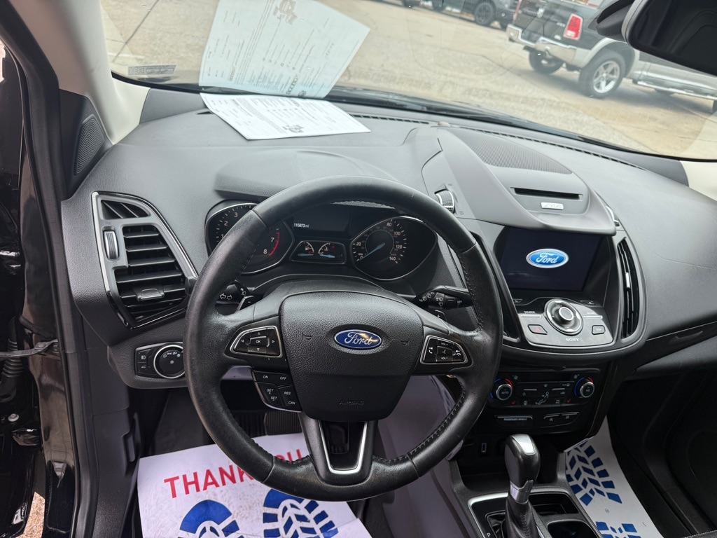 Ford Escape Titanium 4WD 2017