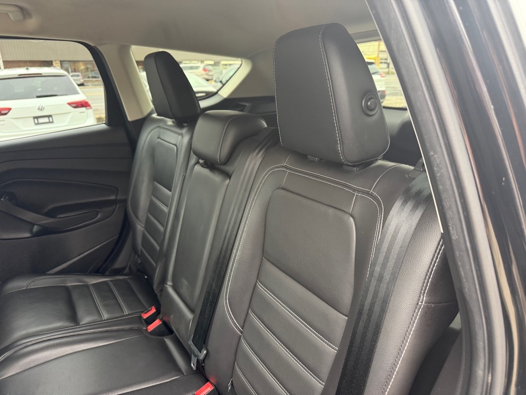 Ford Escape Titanium 4WD 2017