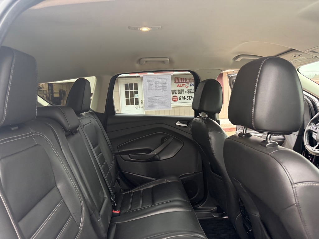 Ford Escape Titanium 4WD 2017