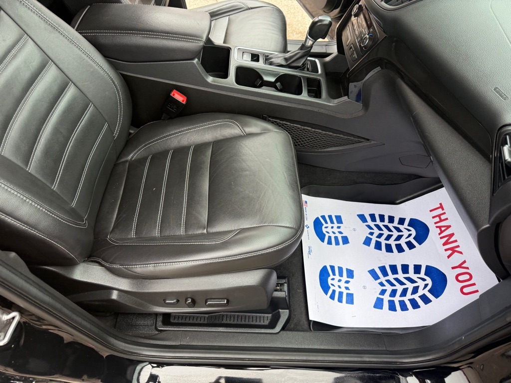 Ford Escape Titanium 4WD 2017