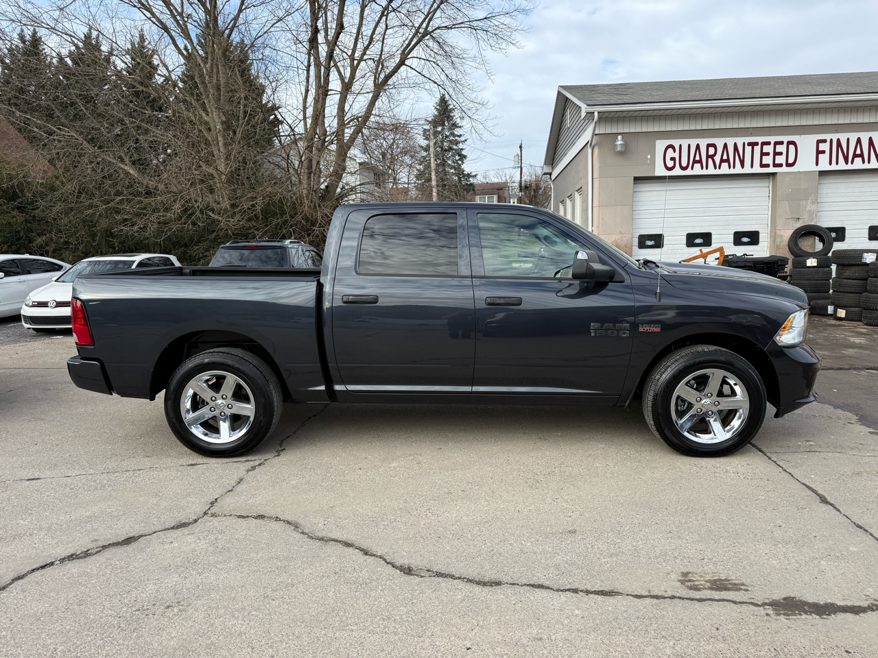 RAM 1500 Tradesman Crew Cab SWB 4WD 2014