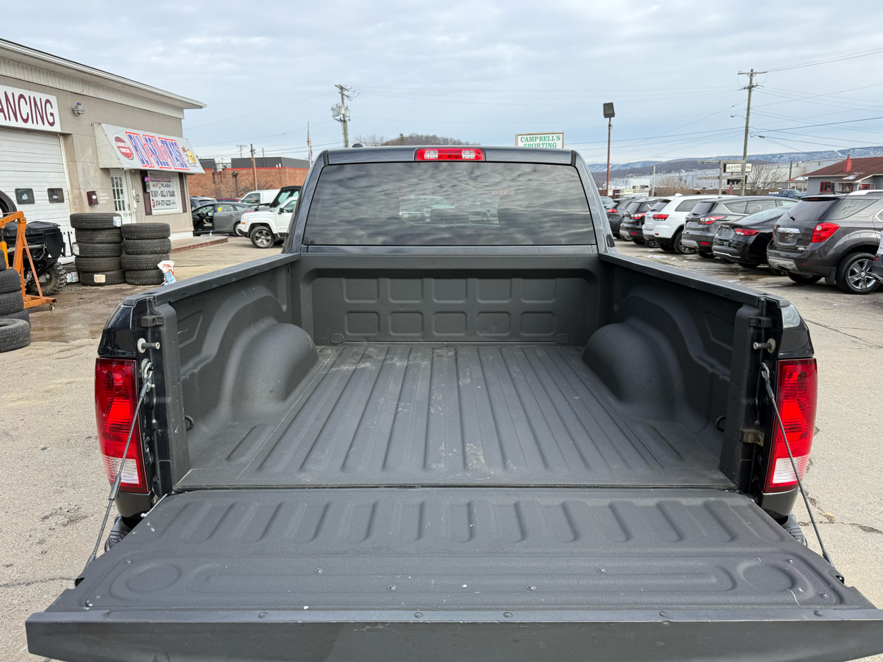 RAM 1500 Tradesman Crew Cab SWB 4WD 2014