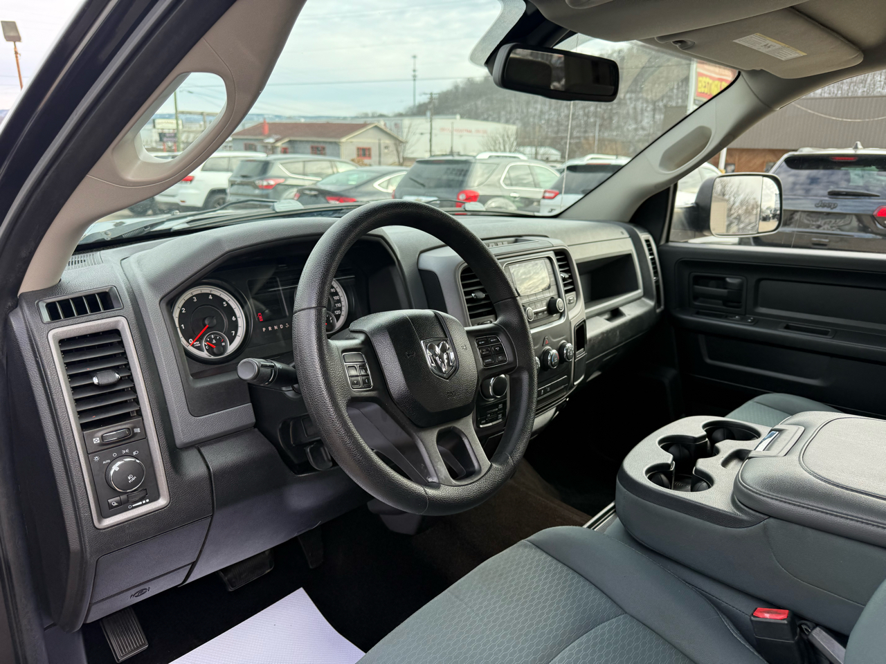 RAM 1500 Tradesman Crew Cab SWB 4WD 2014