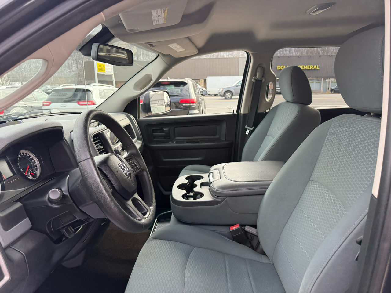 RAM 1500 Tradesman Crew Cab SWB 4WD 2014