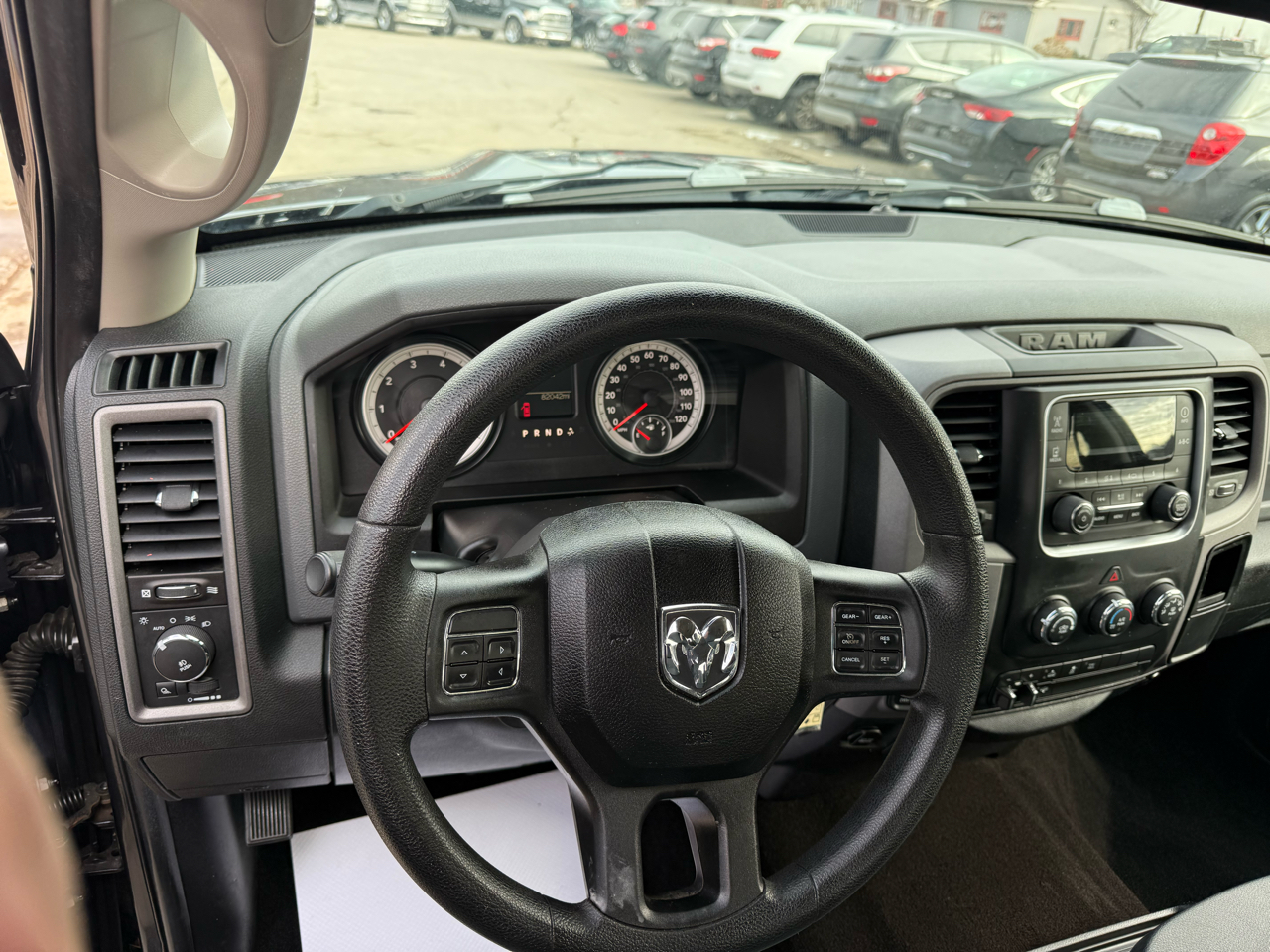 RAM 1500 Tradesman Crew Cab SWB 4WD 2014