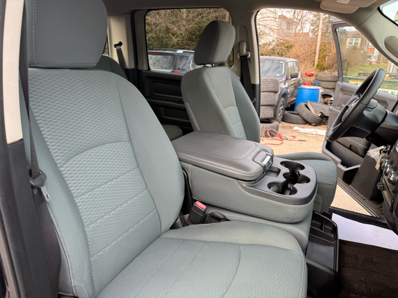 RAM 1500 Tradesman Crew Cab SWB 4WD 2014