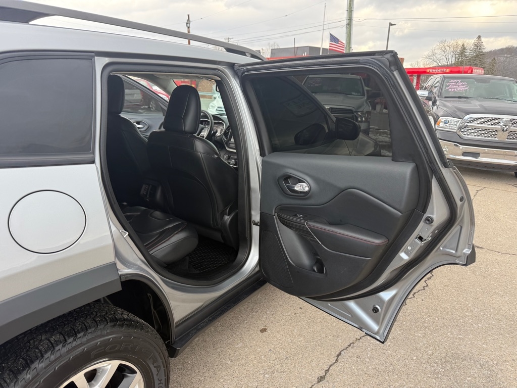 Jeep Cherokee Trailhawk 4WD 2014