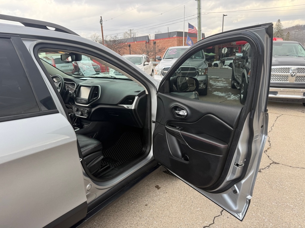 Jeep Cherokee Trailhawk 4WD 2014