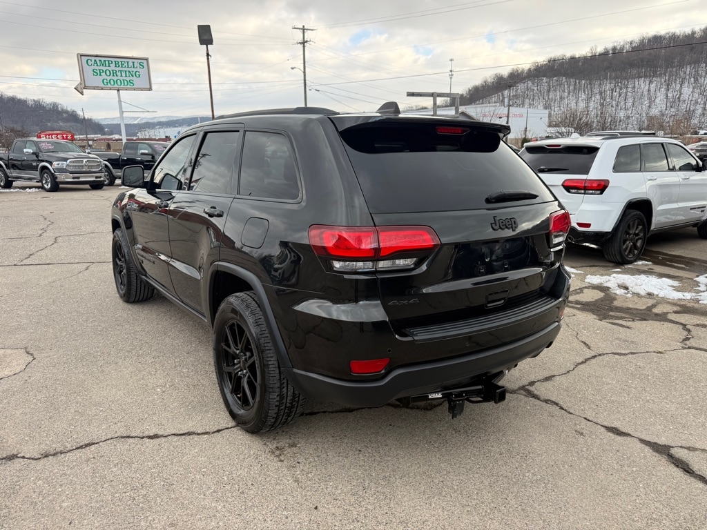 Jeep Grand Cherokee Laredo 4WD 2016
