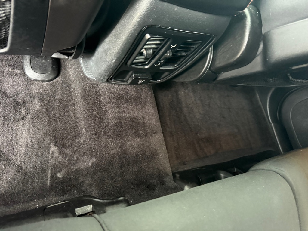 Jeep Grand Cherokee Laredo 4WD 2016