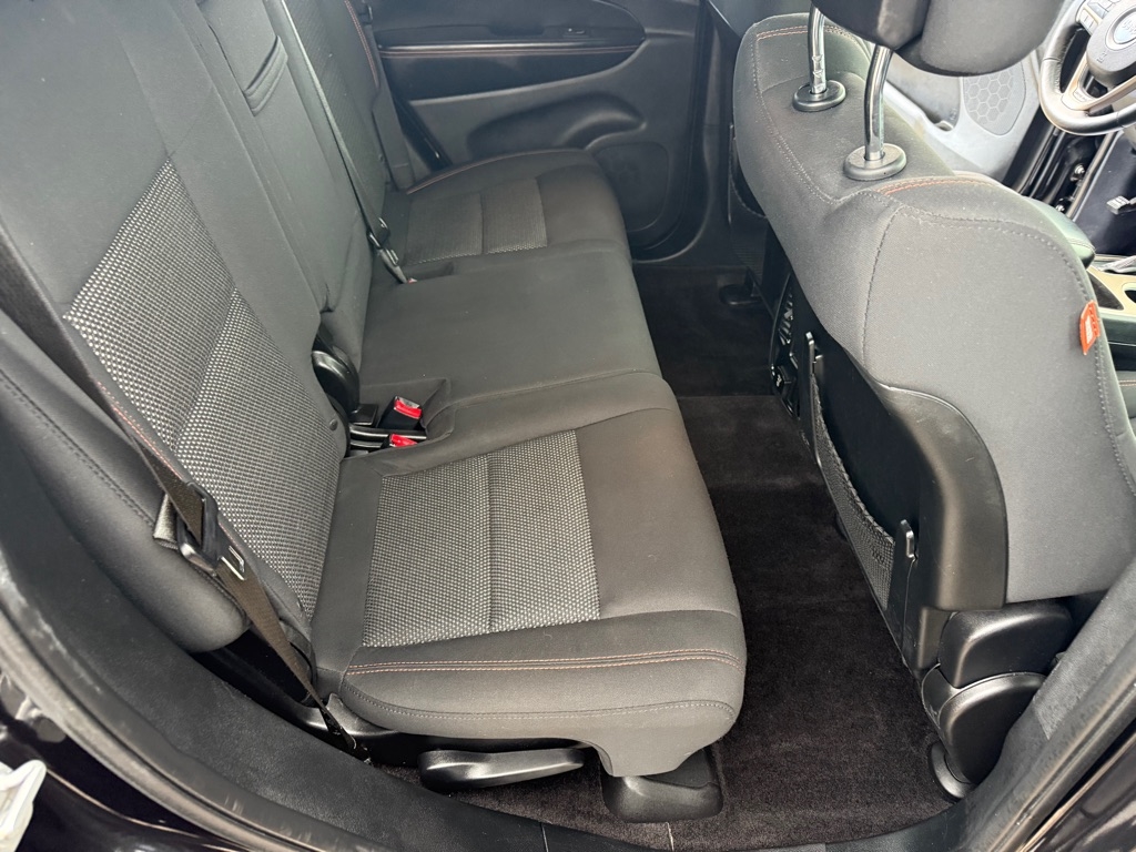 Jeep Grand Cherokee Laredo 4WD 2016