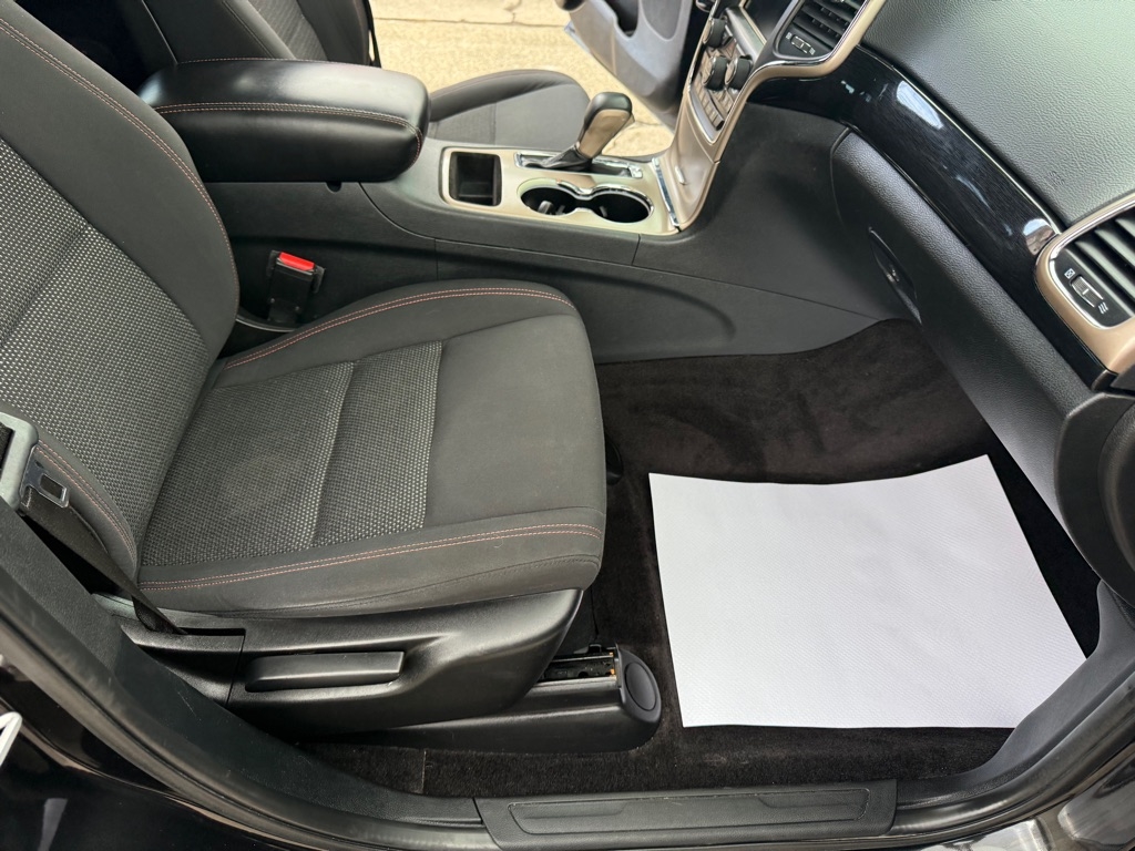 Jeep Grand Cherokee Laredo 4WD 2016