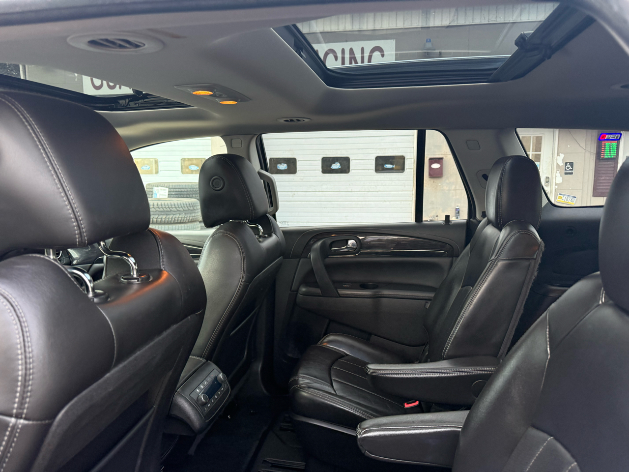 Buick Enclave Leather AWD 2015