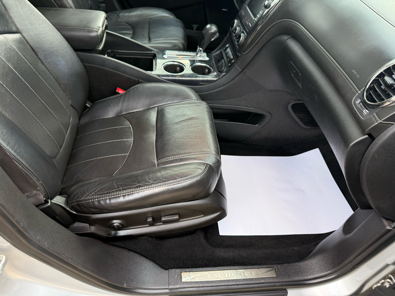 Buick Enclave Leather AWD 2015