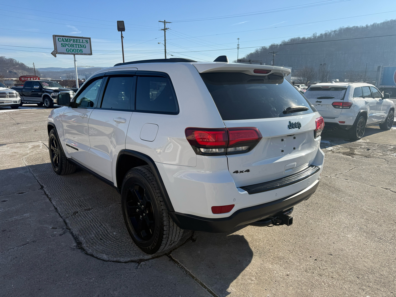 Jeep Grand Cherokee Laredo 4WD 2018